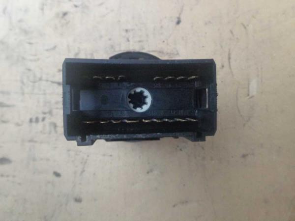 INTERRUPTEUR DE PHARE VAG - Vue 3